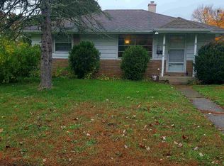 1237 Edgewood Dr, South Bend, IN