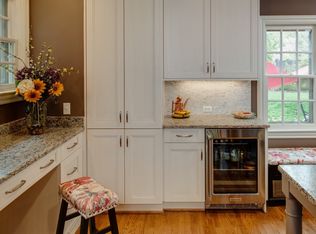 508 University Pl, Grosse Pointe, MI 48230