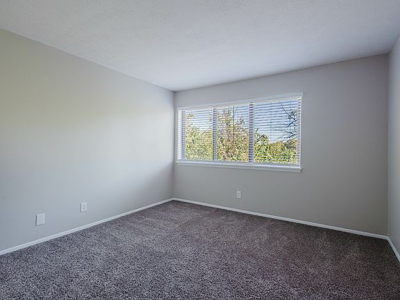 3rd image of 3640 Bold Bidder Dr APT 30