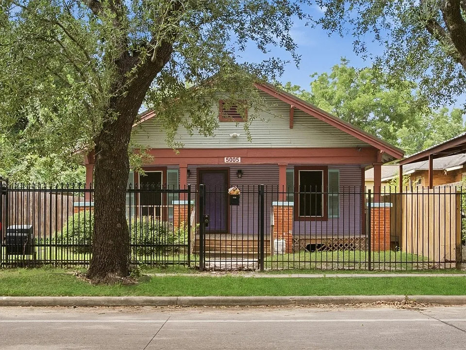 5005 Lyons Ave