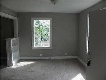 2nd image of 4002 E 35th St