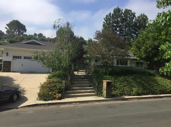 15980 Meadowcrest Rd, Sherman Oaks, CA 91403