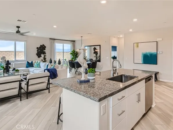 27305 Cades Cove St, Menifee, CA 92585