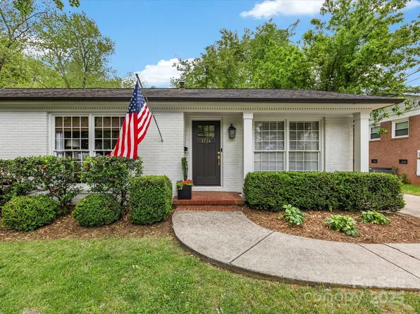 1714 Edgewater Dr, Charlotte, NC 28210