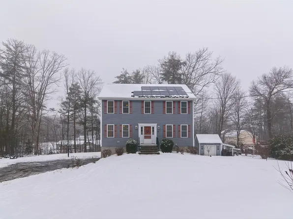 34 Ridgewood Cir, West Brookfield, MA 01585