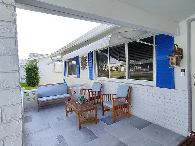 1826 SW Congress Blvd — Photo 2