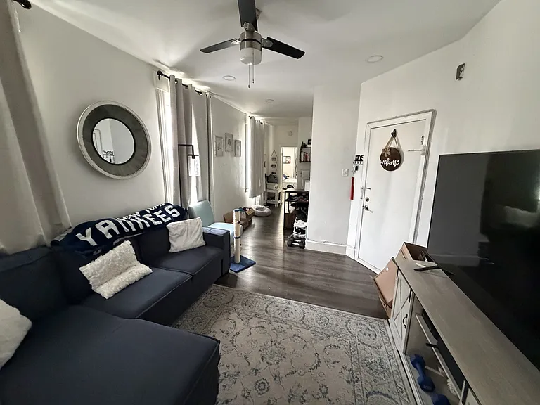 680 Summit Ave #2 — Photo 6
