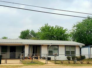 607 SW Lane St, Cotulla, TX 78014