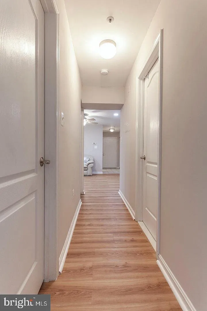 2 bed, 2.0 bath, 944 sqft, $1,925 — Photo 3