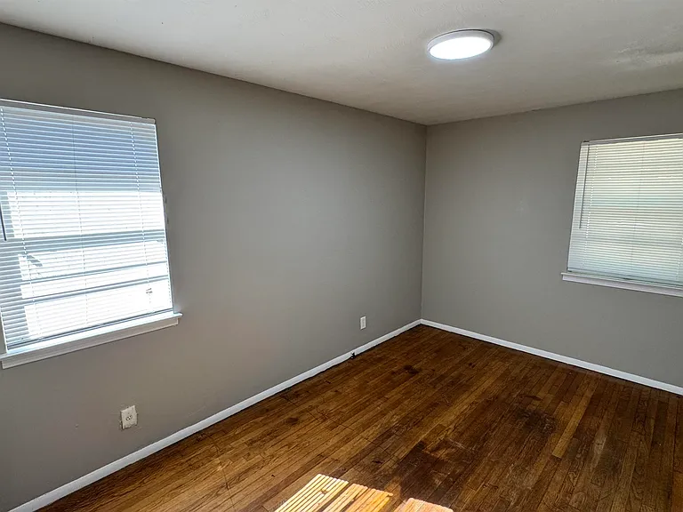 3056 Arrendale St — Photo 16