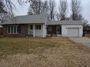 124 Safford St, Osage City, KS 66523
