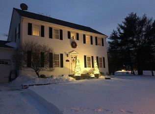104 Quail Hollow Cir, Windsor, CT 06095
