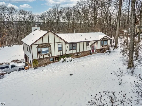 32 Lake Denmark Road, Rockaway Twp., NJ 07866