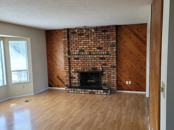 14953 71a Ave #1, Surrey, BC V3S 2E4