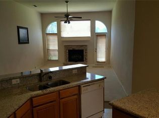 908 Chapel Dr, Denton, TX 76205