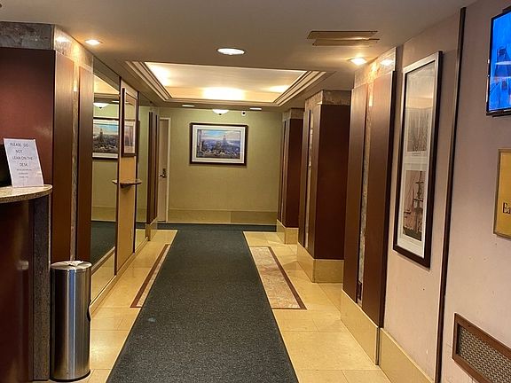 4th image of 401 E 89th St #D
