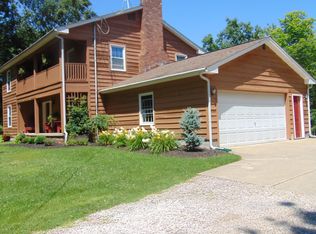 4008 Mannwood Dr, Ashtabula, OH 44004