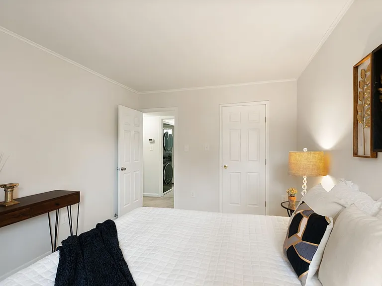 8511 Barrington Ct #S — Photo 19