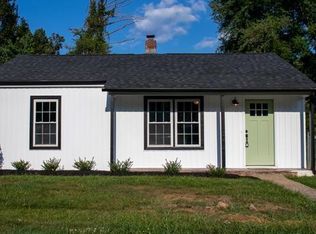 1713 Vinson St, Staunton, VA 24401