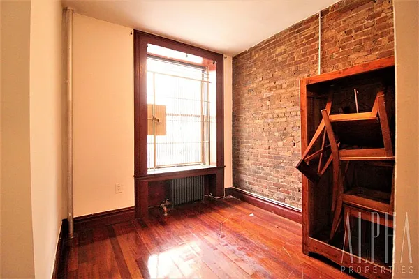 Rented by Alpha Properties NYC I LLC | media 31