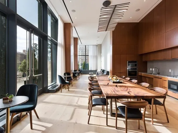 550 Vanderbilt Avenue image 13 of 13