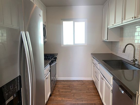 2nd image of 13521 Franklin St APT 3