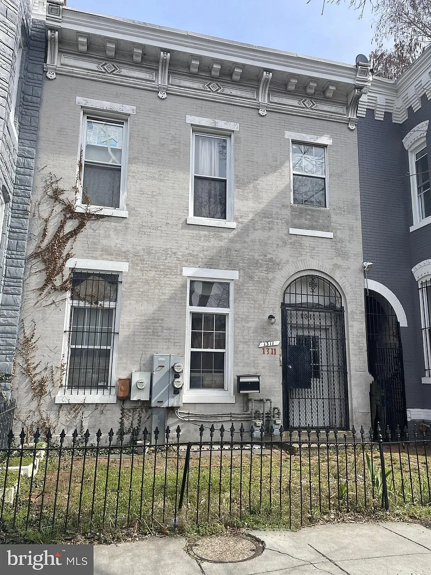1311 6th St NW photo 1