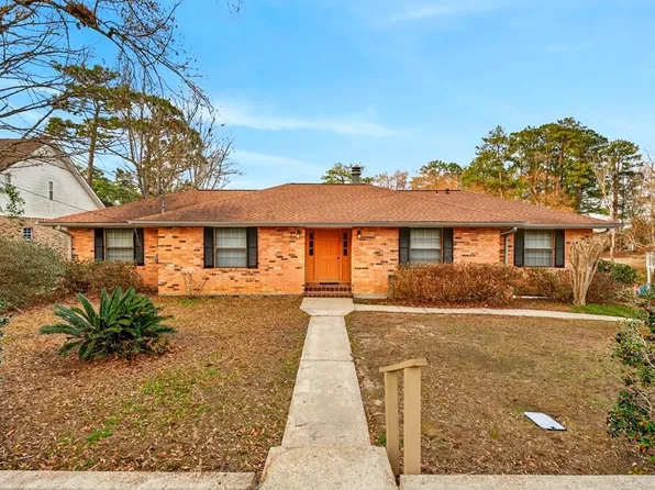 308 E Lakeshore Dr, Carriere, MS 39426