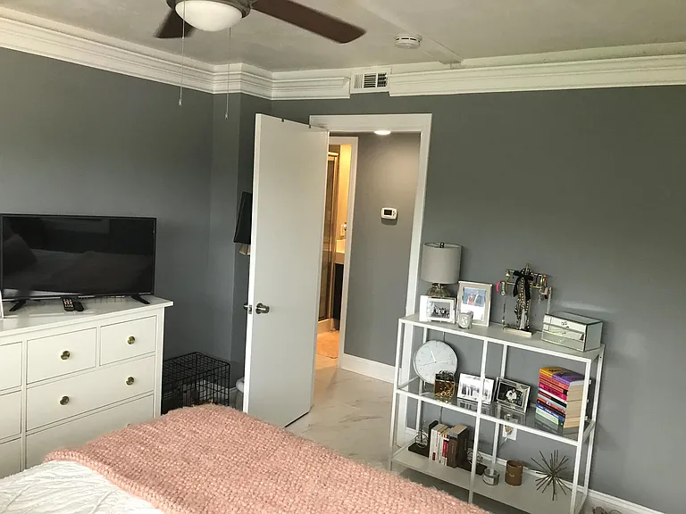 Plaza House — Photo 35