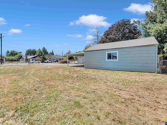 4th image of 4245 Macleay Rd SE