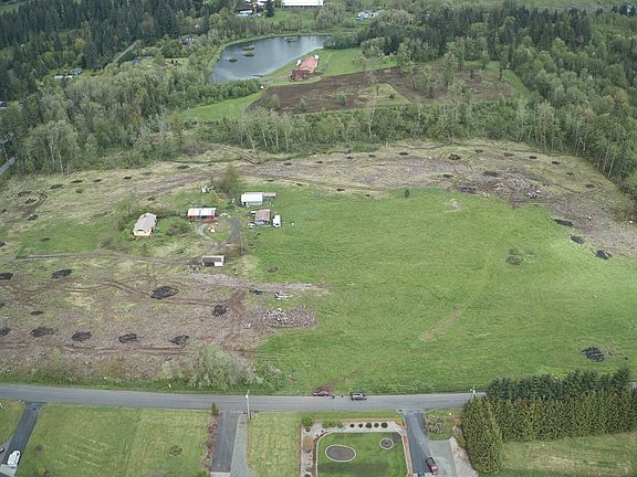 2nd image of 23531 NE 182nd Ave