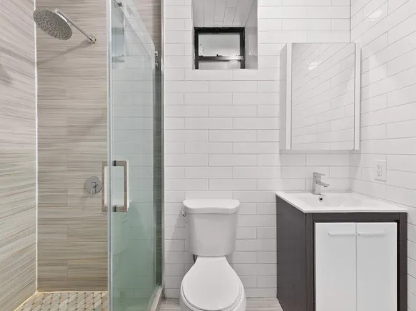 1305 Greene Avenue image 11 of 15