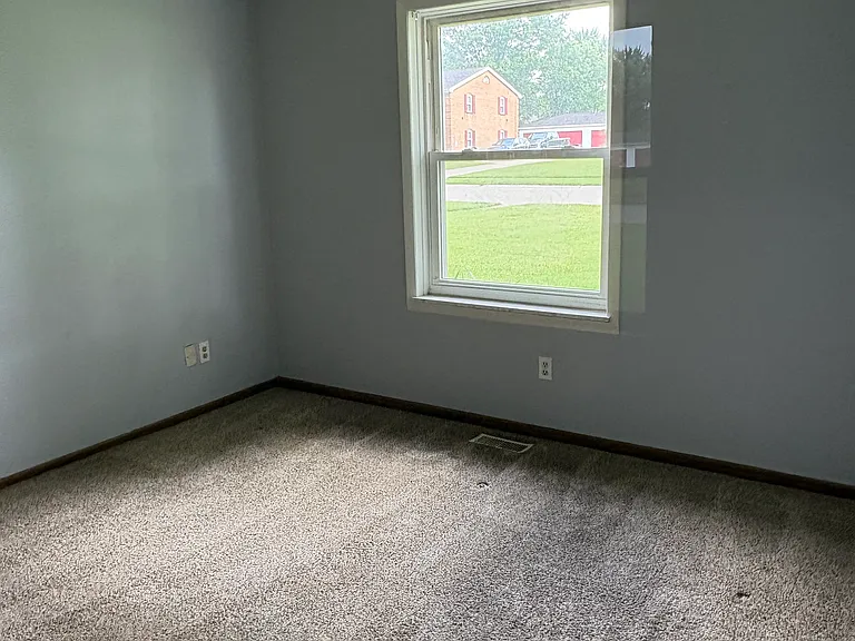 8365 Washington Village Dr #8365 — Photo 4