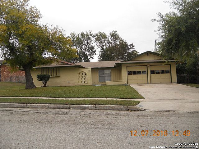 1st image of 310 Whitecliff Dr