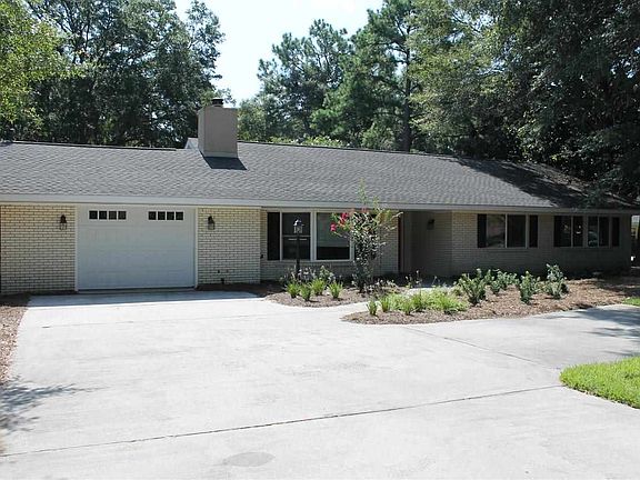 2nd image of 5 Audubon Road