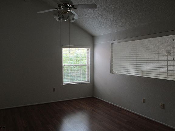 4th image of 602 N May St Unit 93
