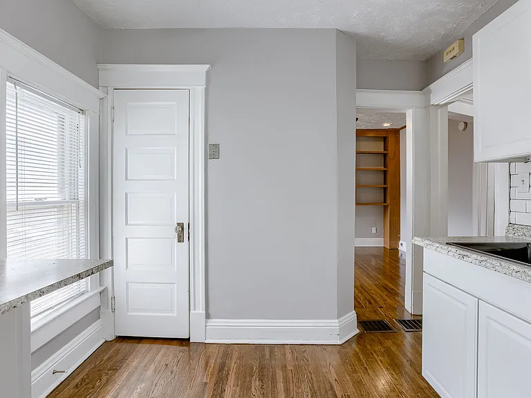 115 S 38th St #3 — Photo 6