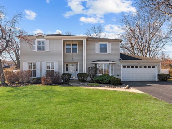 3807 Grace Ln, Glenview, IL 60025