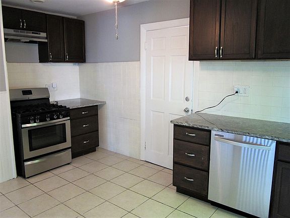 2nd image of 85 Houston Ave #85