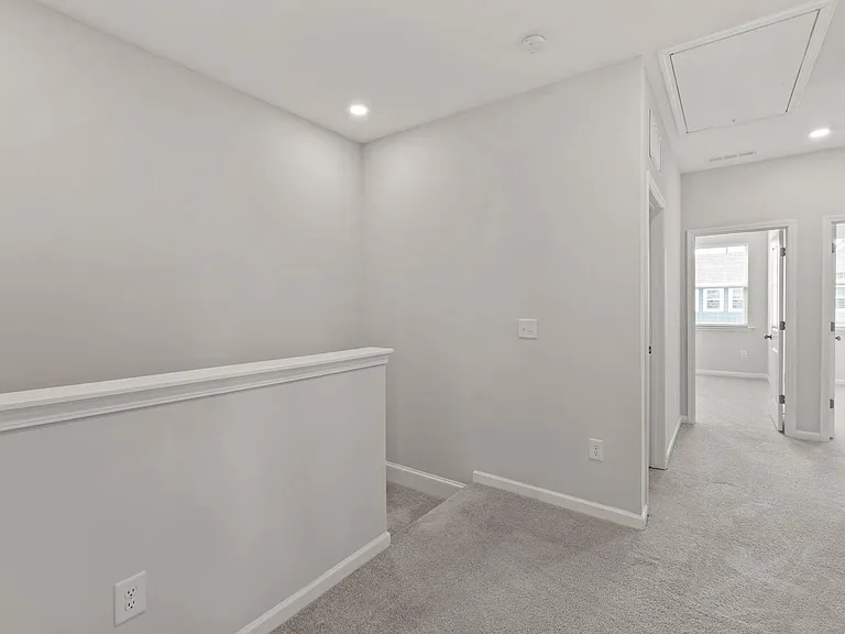 1221 Commack Dr — Photo 25
