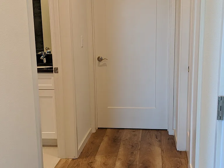 557 Oppenheimer Dr #301 — Photo 8