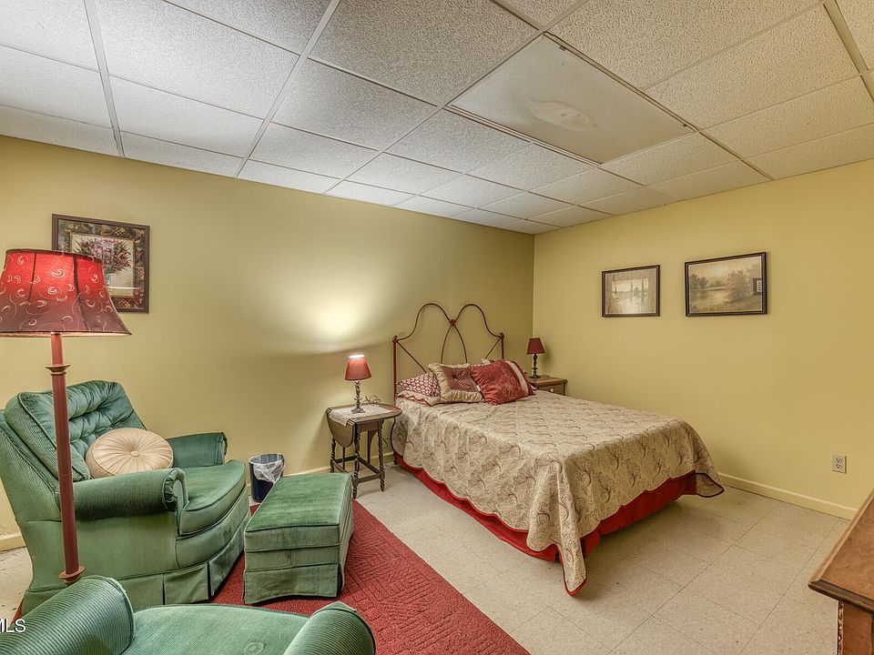 43rd image of this home