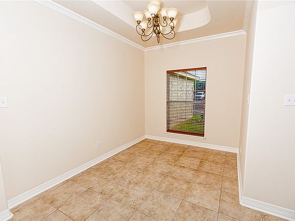 5th image of 6818 Guinevere St