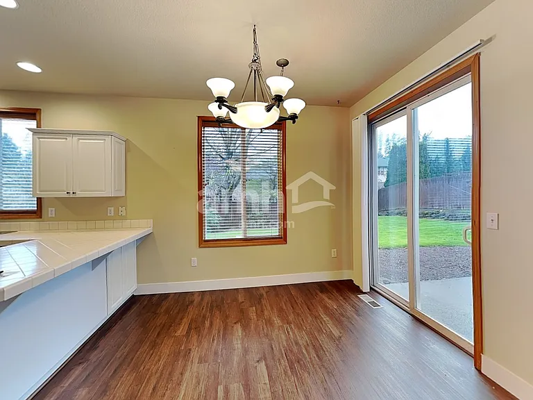 495 Sunset Ridge Dr — Photo 4