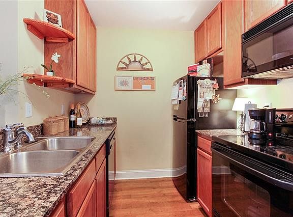 4th image of 2521 Metairie Lawn Dr #12-1