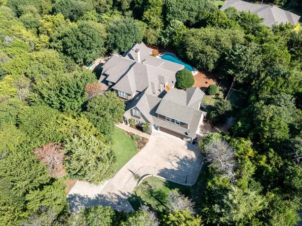 904 Mobley Rd, Cedar Hill, TX 75104