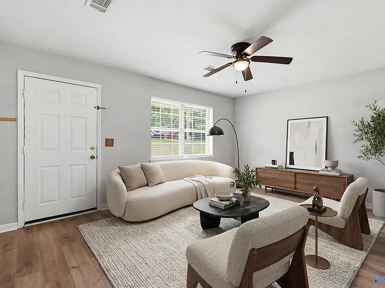 102 Greenwood Cir — Photo 5