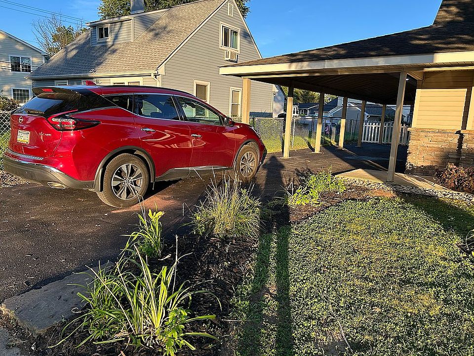 2nd image of 560 Doloro Dr