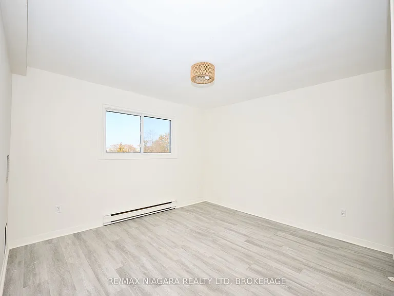 141 Plymouth Rd #8 — Photo 25