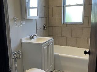 3249/3251 S Kenilworth Avenue - 2S-3251, Berwyn, IL 60402